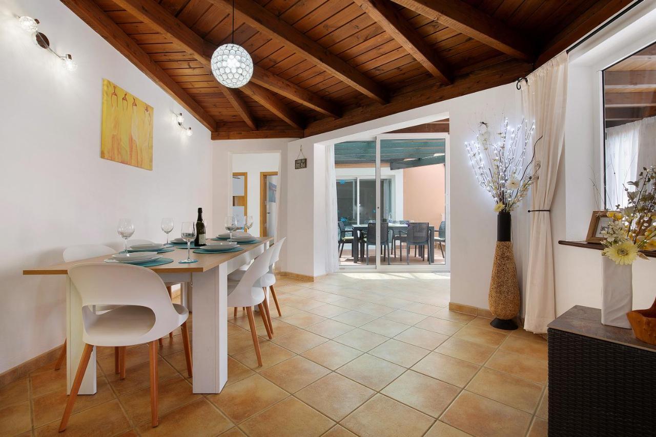 Villa Contenta Corralejo Bagian luar foto